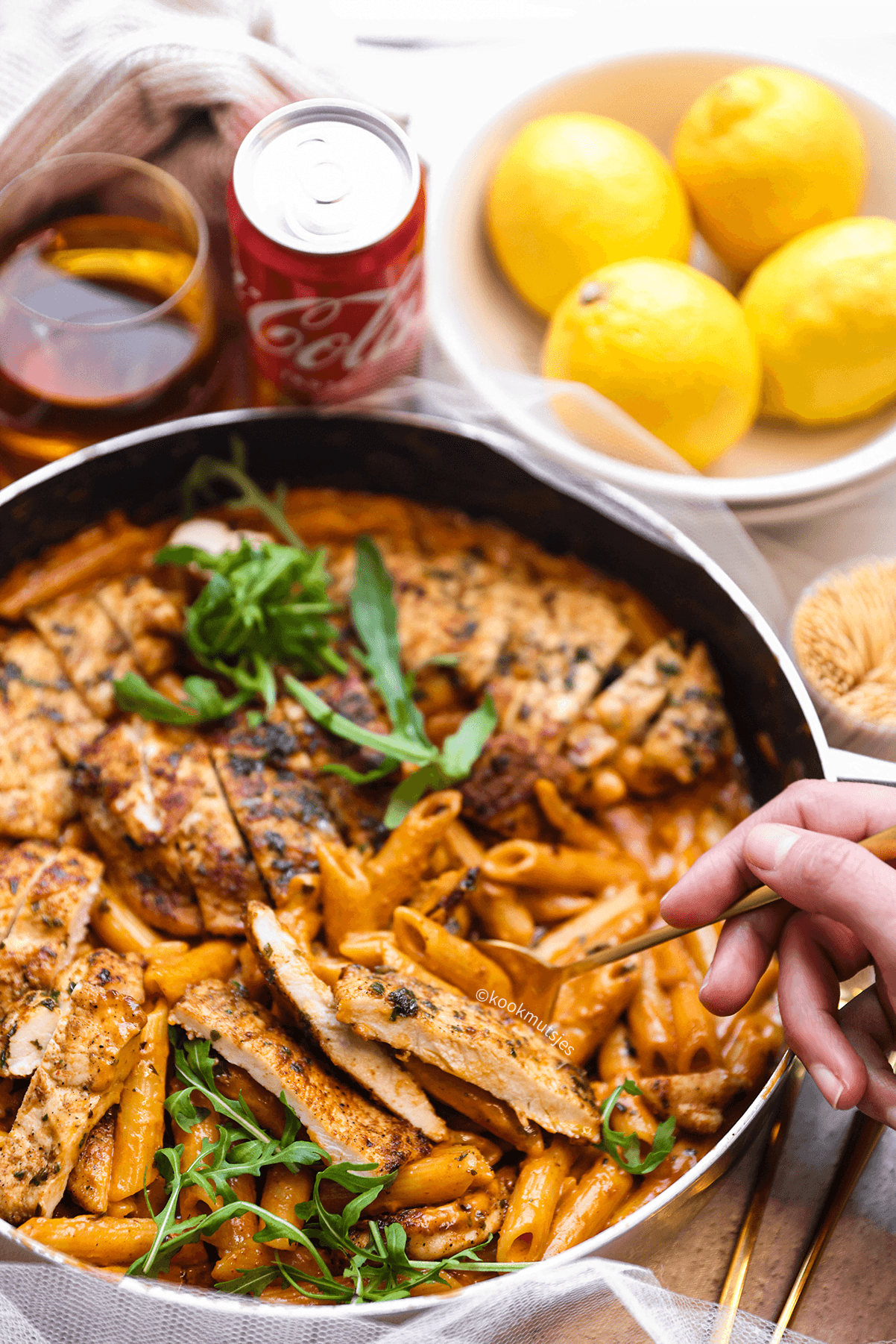 Penne met kipfilet in cheddarsaus