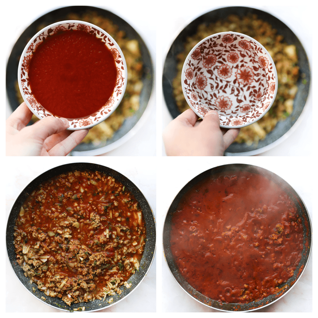 Voeg de gezeefde tomatensaus en het water toe. Kook gedurende 10 minuten en vergeet niet af en toe te roeren.