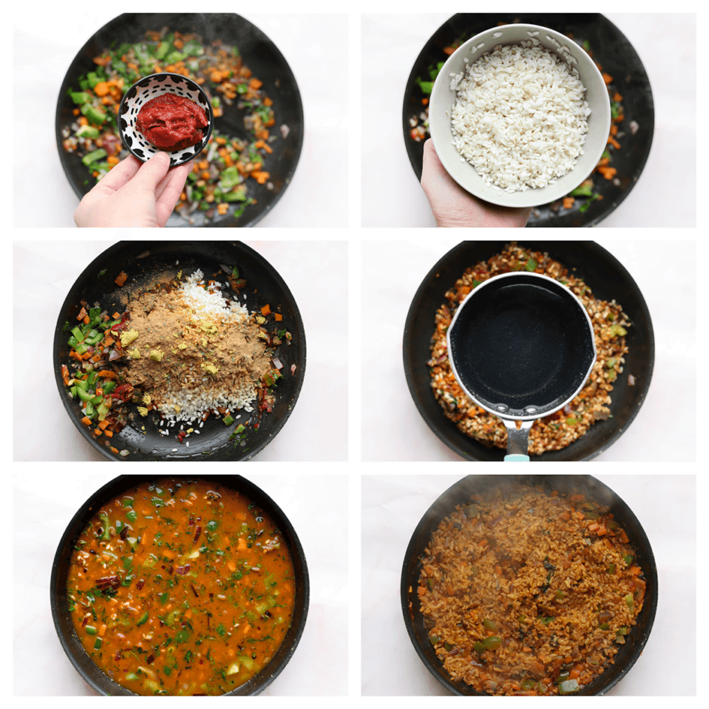 Voeg de tomatenpuree, rijst en de kruidenmix toe, en verkruimel het kippenbouillonblokje boven de pan. Meng tot een geheel. Voeg het water toe en zet het vuur hoog. Wanneer het water borrelt, zet je het vuur laag. Kook, afgedekt, 10 minuten. Haal de pan van het vuur en laat 15-30 minuten staan (houd de deksel er wel op).