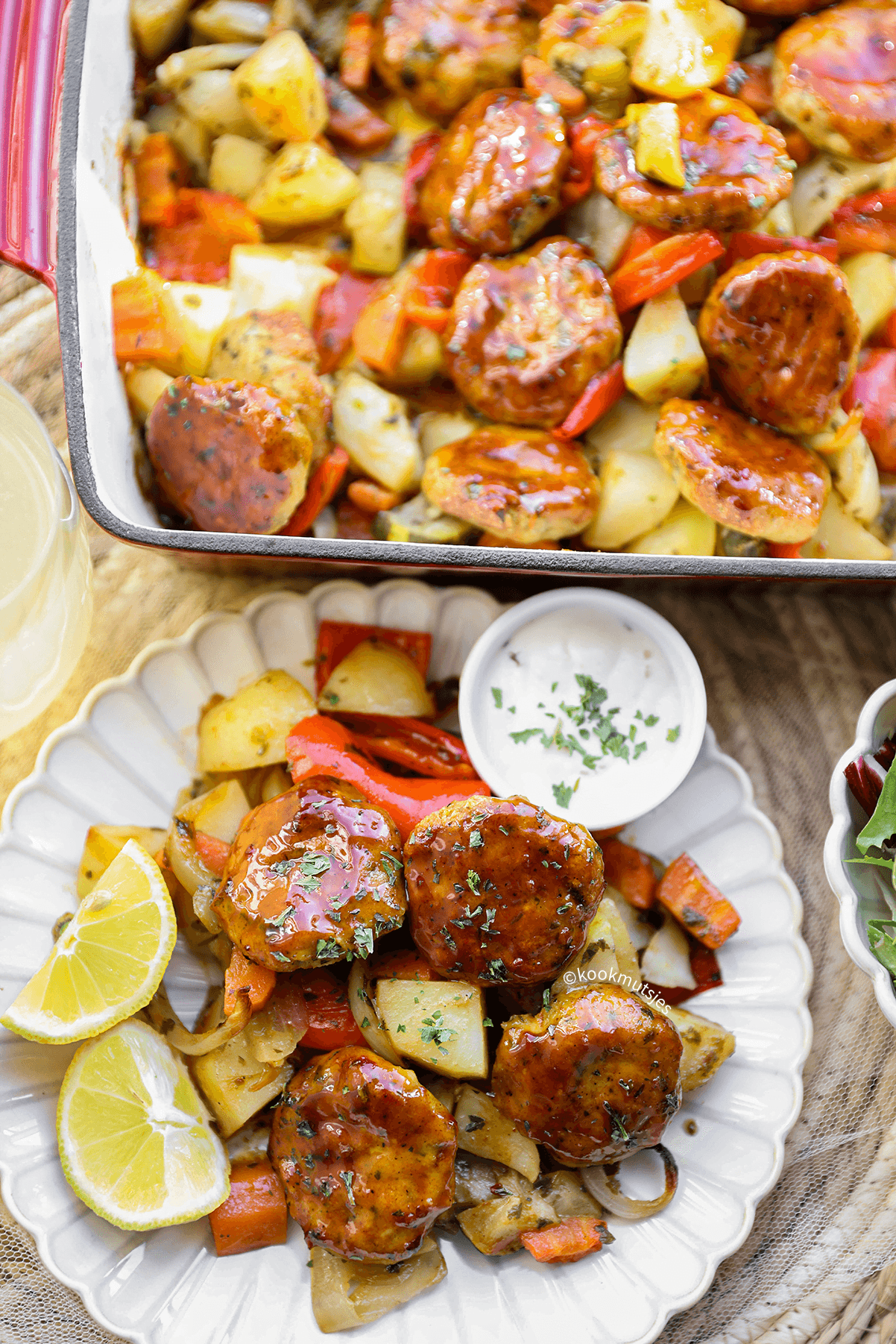 Sticky kipgehakt met groenten uit de oven eindresultaat Kookmutsjes