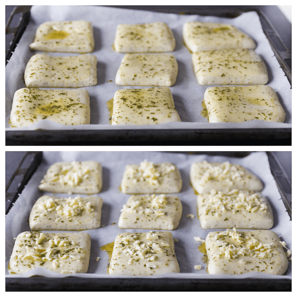 Smelt de kruidenboter in een steelpan op laag vuur en bestrijk de bovenkant van het deeg hiermee. Strooi er wat geraspte kaas op.