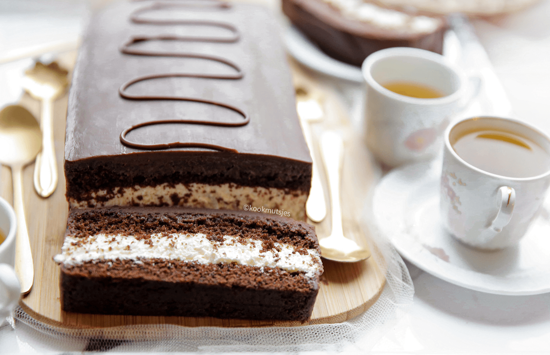 Gevulde chocoladecake Kookmutsjes