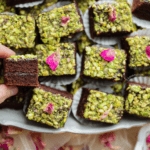 Chocoladecake met pistache Kookmutsjes