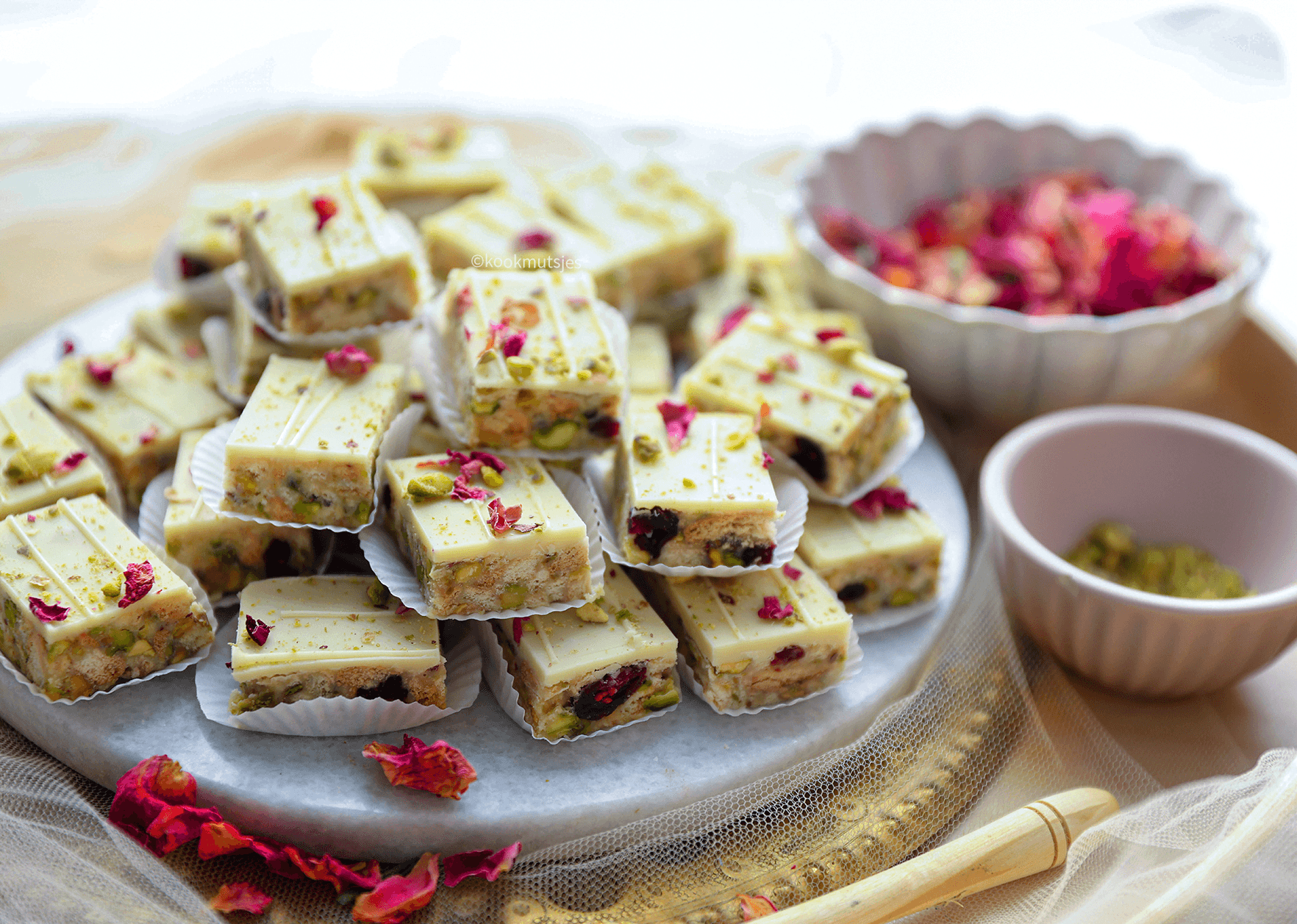 Pistache koekjes (no bake) Kookmutsjes