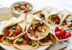 Platte broodjes met kip Kookmutsjes