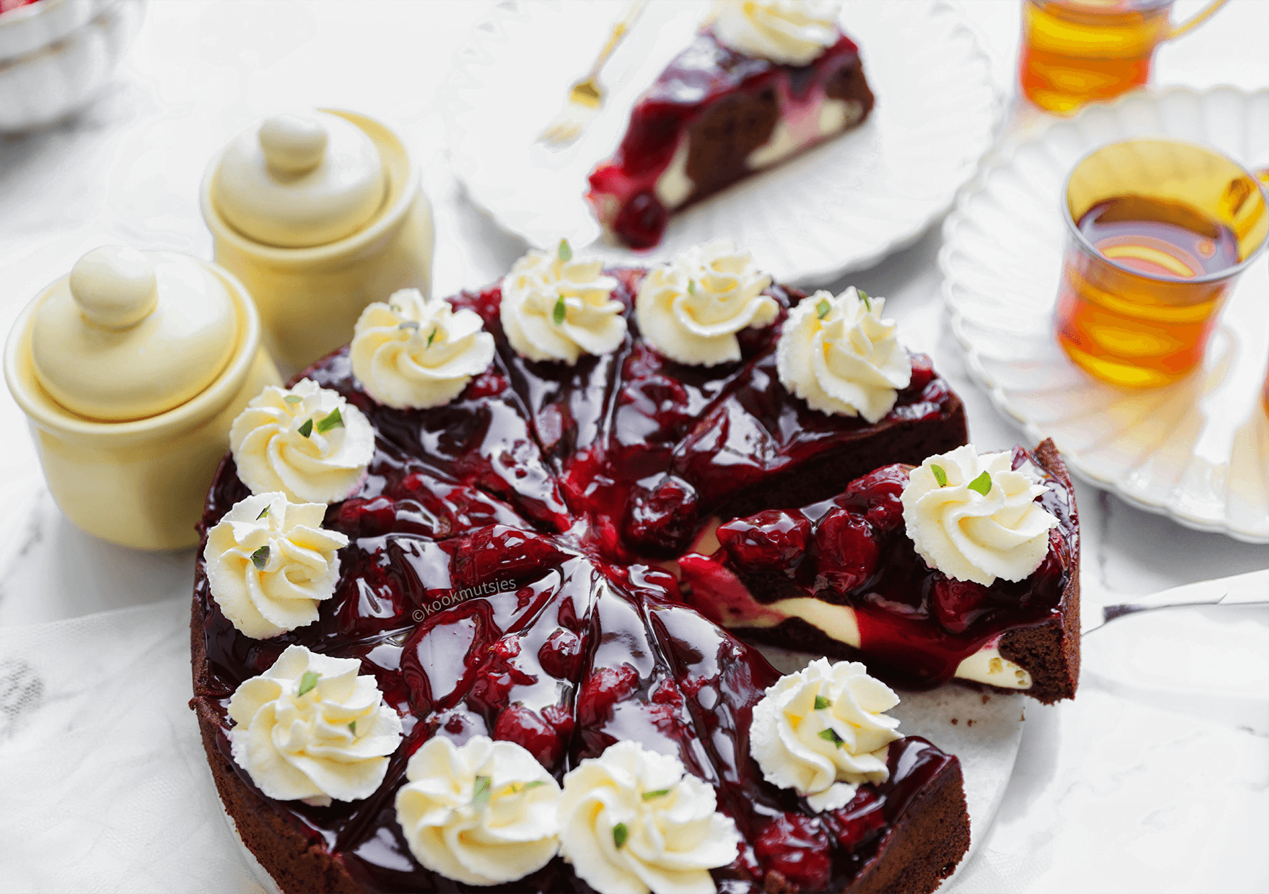 Cherry chocolate cake Kookmutsjes