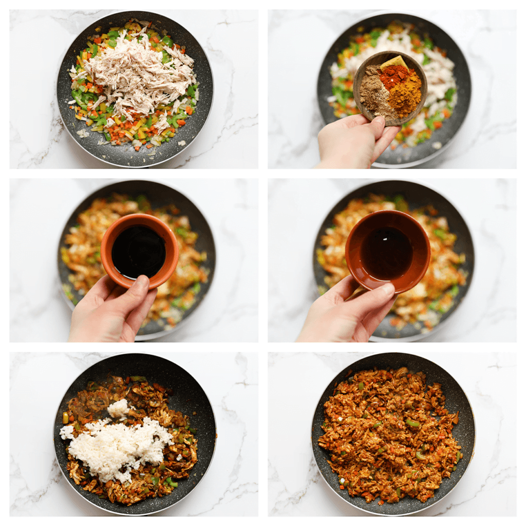 Voeg de geplukte kip toe aan de groenten en meng alles door elkaar. Voeg kerriepoeder, cayennepeper, gemberpoeder, kurkuma, knoflookpoeder, uienpoeder, paprikapoeder en korianderpoeder toe, en verkruimel het kippenbouillonblokje boven de pan. Bak gedurende 2 minuten. Voeg ketjap manis en oestersaus toe. Meng goed. Voeg ten slotte de rijst toe en meng goed.