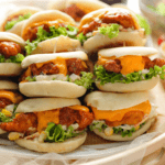 Mini broodjes met krokante kipburger Kookmutsjes