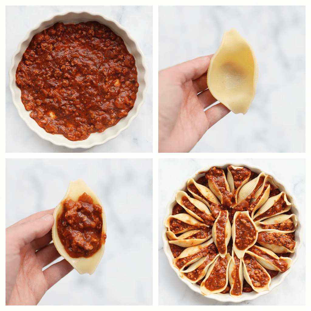 Neem een pastaschelp en vul deze met het gehaktmengsel en leg deze bovenop het gehaktmengsel. Herhaal de werkwijze.