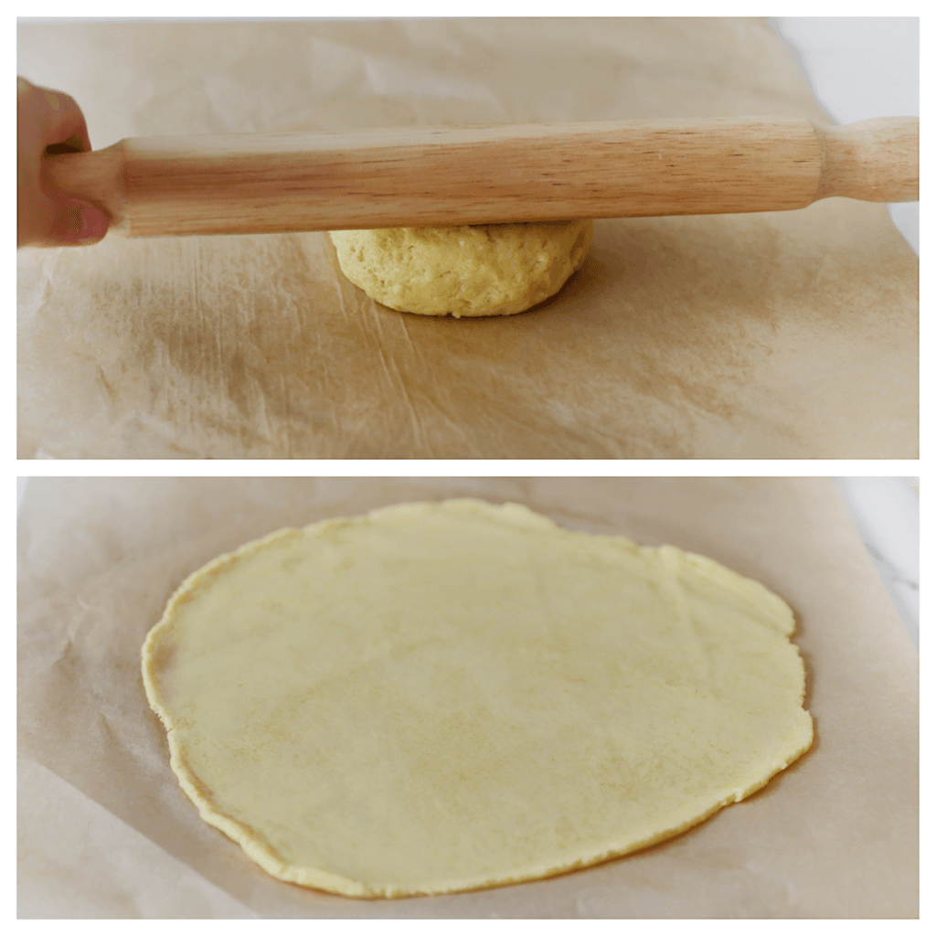 Neem het overige deeg en rol dit weer uit tot een ronde lap.