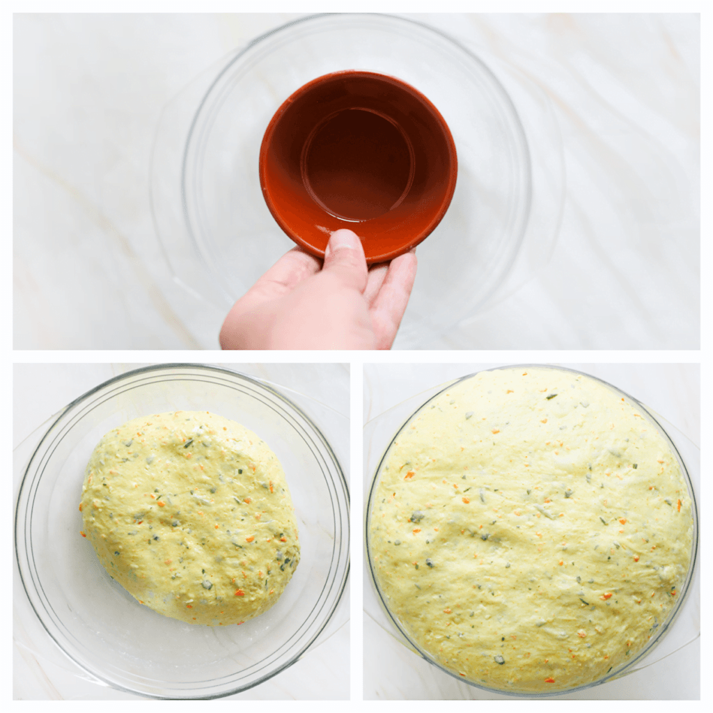 Vet de mengkom goed in met je handen (5 ml). Neem het deeg, vorm er een bol van en leg het vervolgens in de kom. Dek het deeg af en laat het 1 uur rijzen op een warme plek in huis of tot het deeg in formaat is verdubbeld.