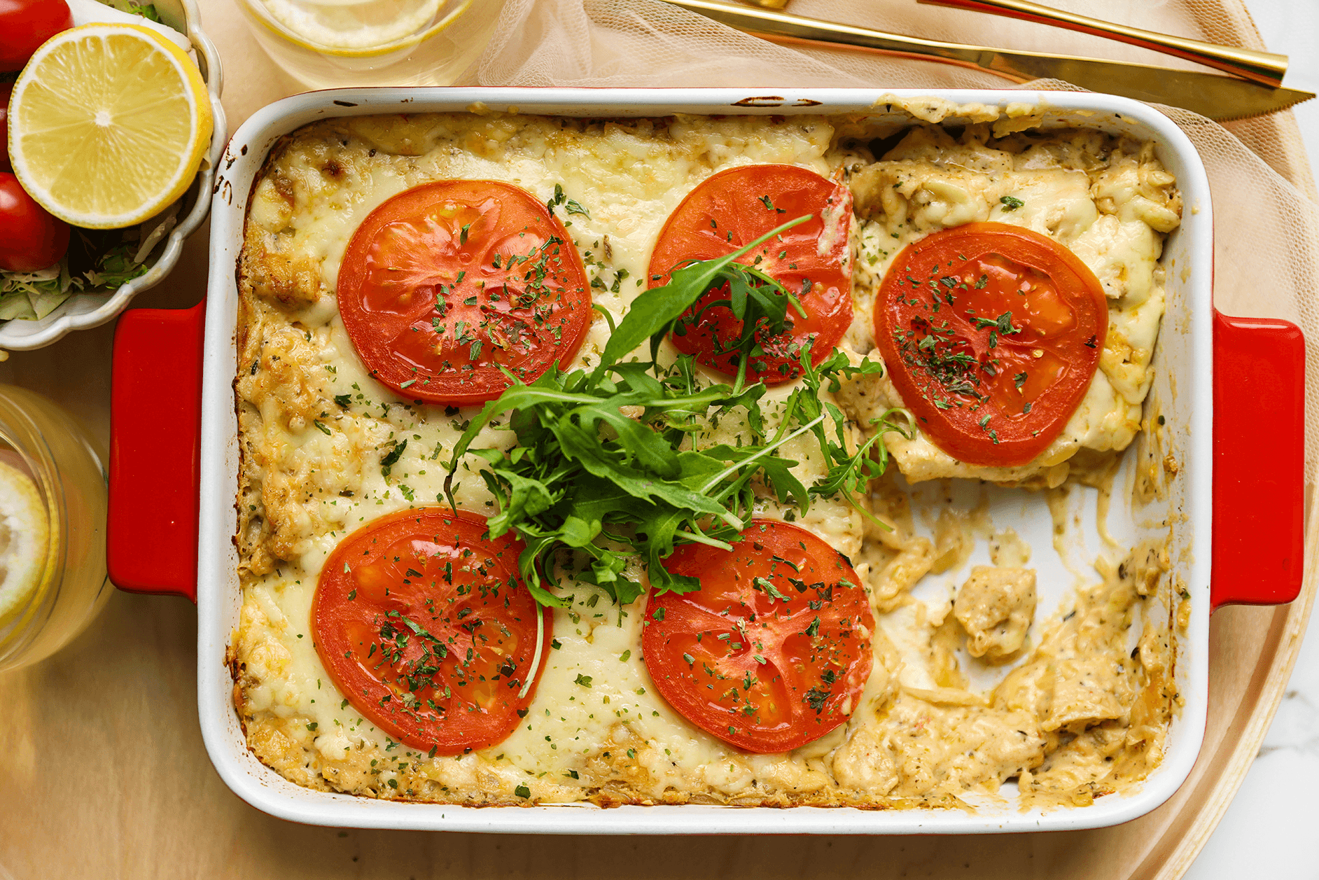 Romige wrapschotel met kip