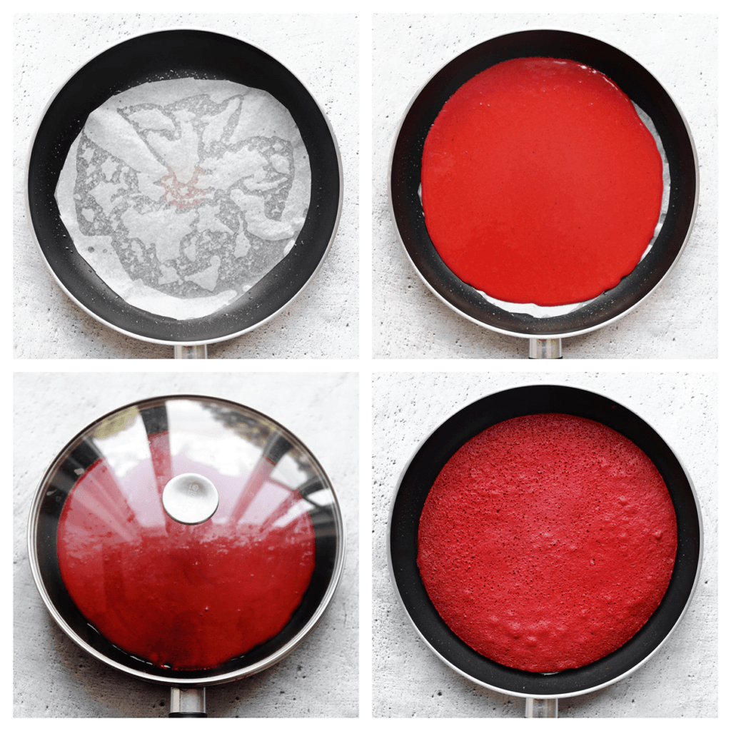 Verhit een koekenpan op middelhoog vuur (inductiestand 5). Vet deze goed in en leg er een vel bakpapier neer. Voeg het red velvet beslag toe en verdeel dit gelijkmatig. Bak, afgedekt, 7-10 minuten. Herhaal deze werkwijze met het overige beslag.