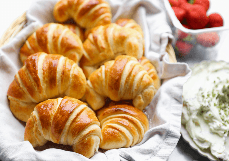 Soft Crescent Rolls