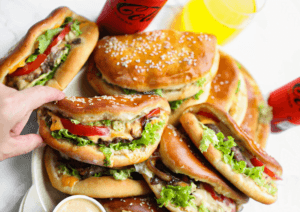 Ovenburgers met gehakt Kookmutsjes