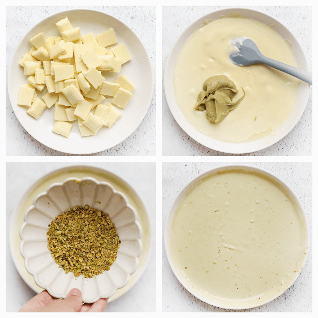 Smelt de witte chocolade au bain-marie. Voeg de pistachepasta en gehakte pistachenoten toe. Meng tot een geheel.