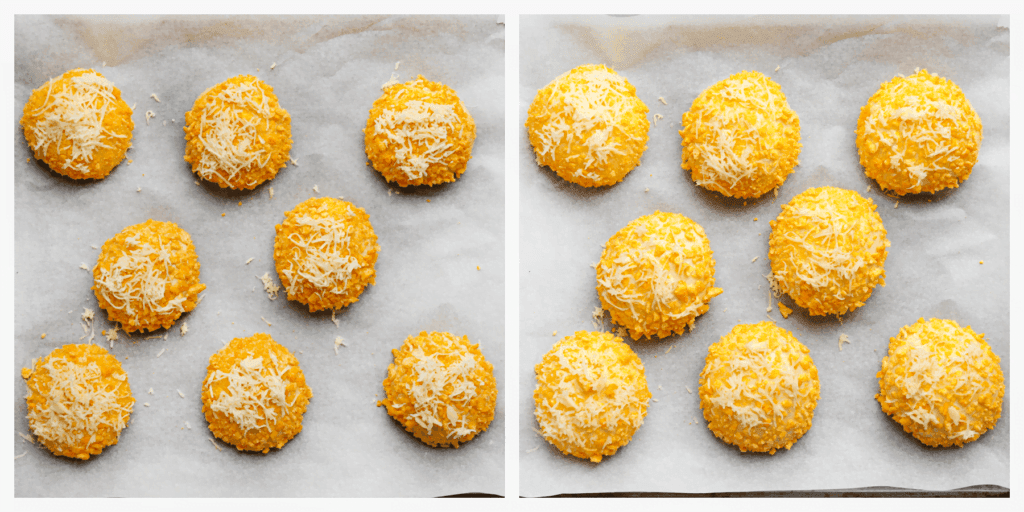 Zet het deeg op een bakplaat met bakpapier. Herhaal deze werkwijze. Strooi er wat geraspte kaas over. Laat de broodjes 30 minuten rijzen, of tot ze in omvang zijn verdubbeld.