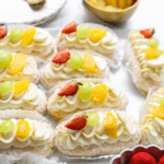 Kokosgebakjes met room Kookmutsjes