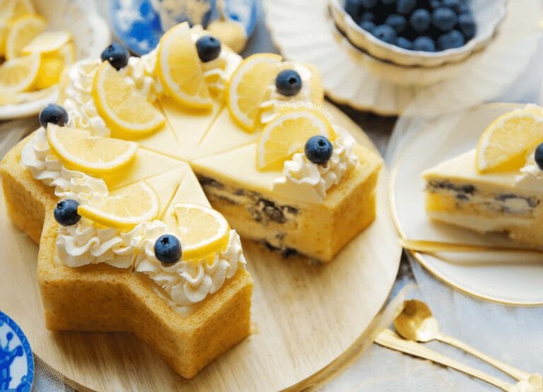 Blueberries-Lemon Pie