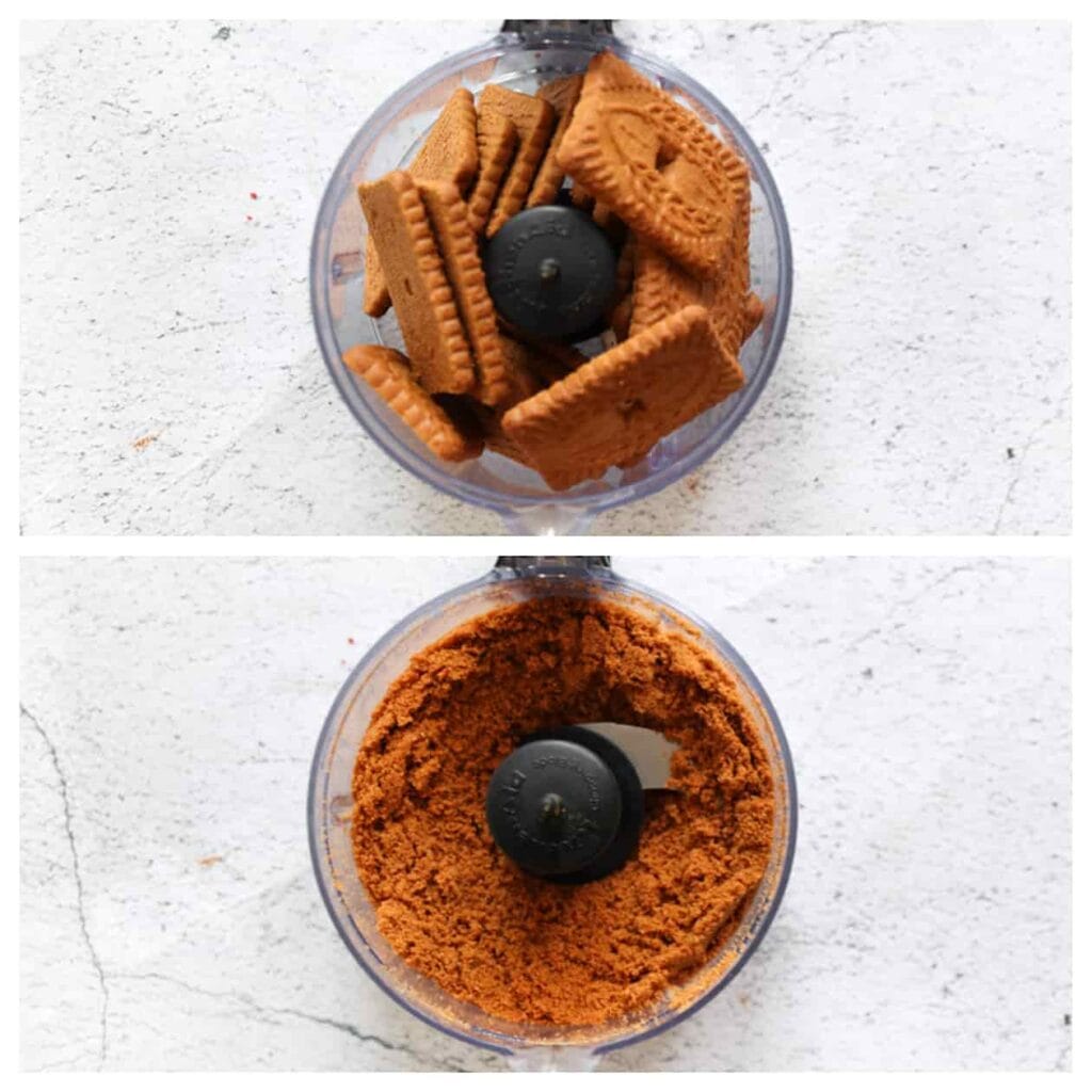 Maal de speculooskoek fijn in een hakmolen.