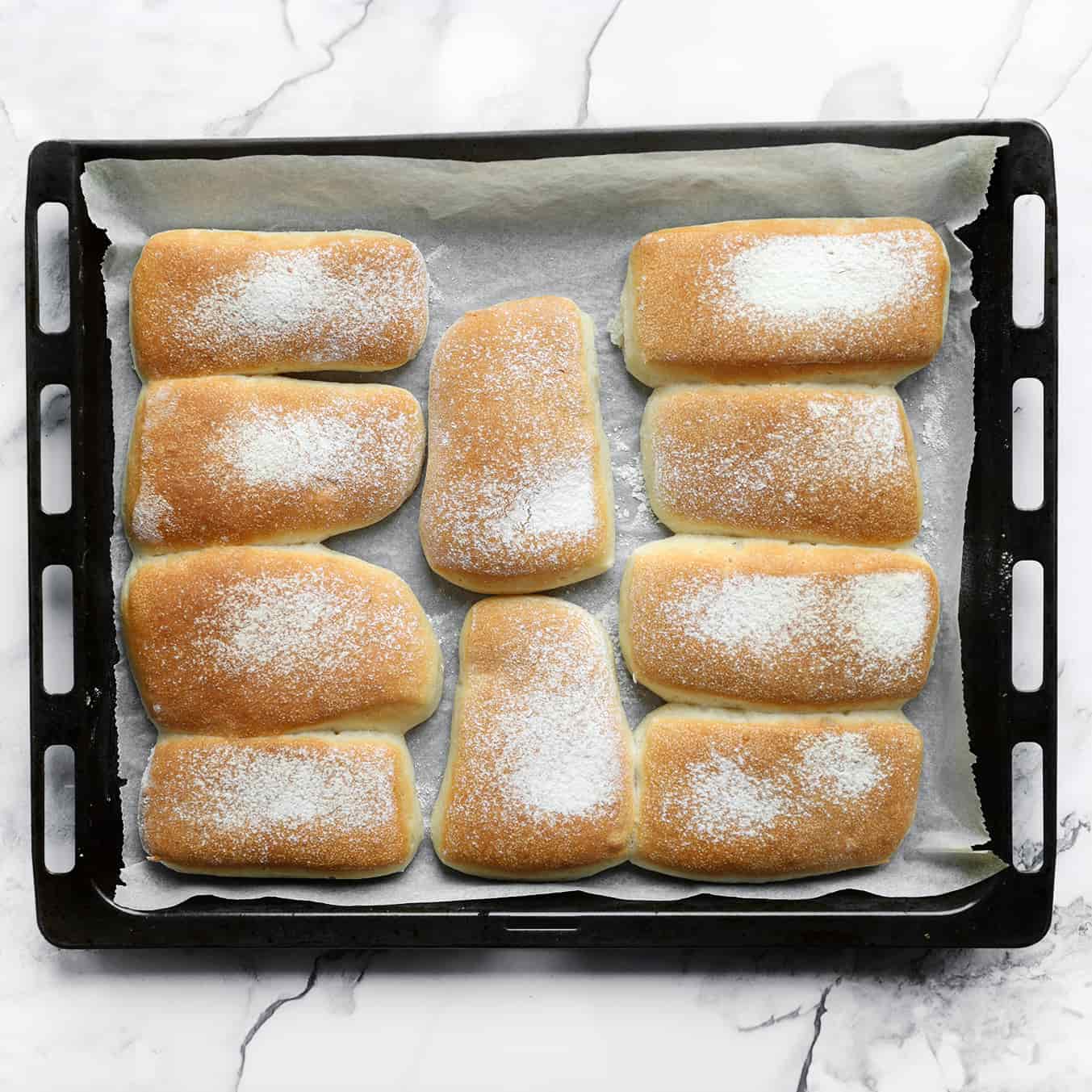 Broodjes bakken in de oven