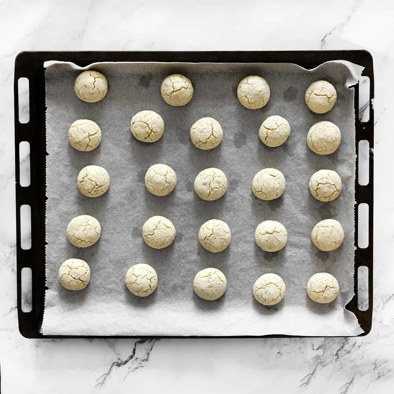 Pistachekoekjes bakken in de oven