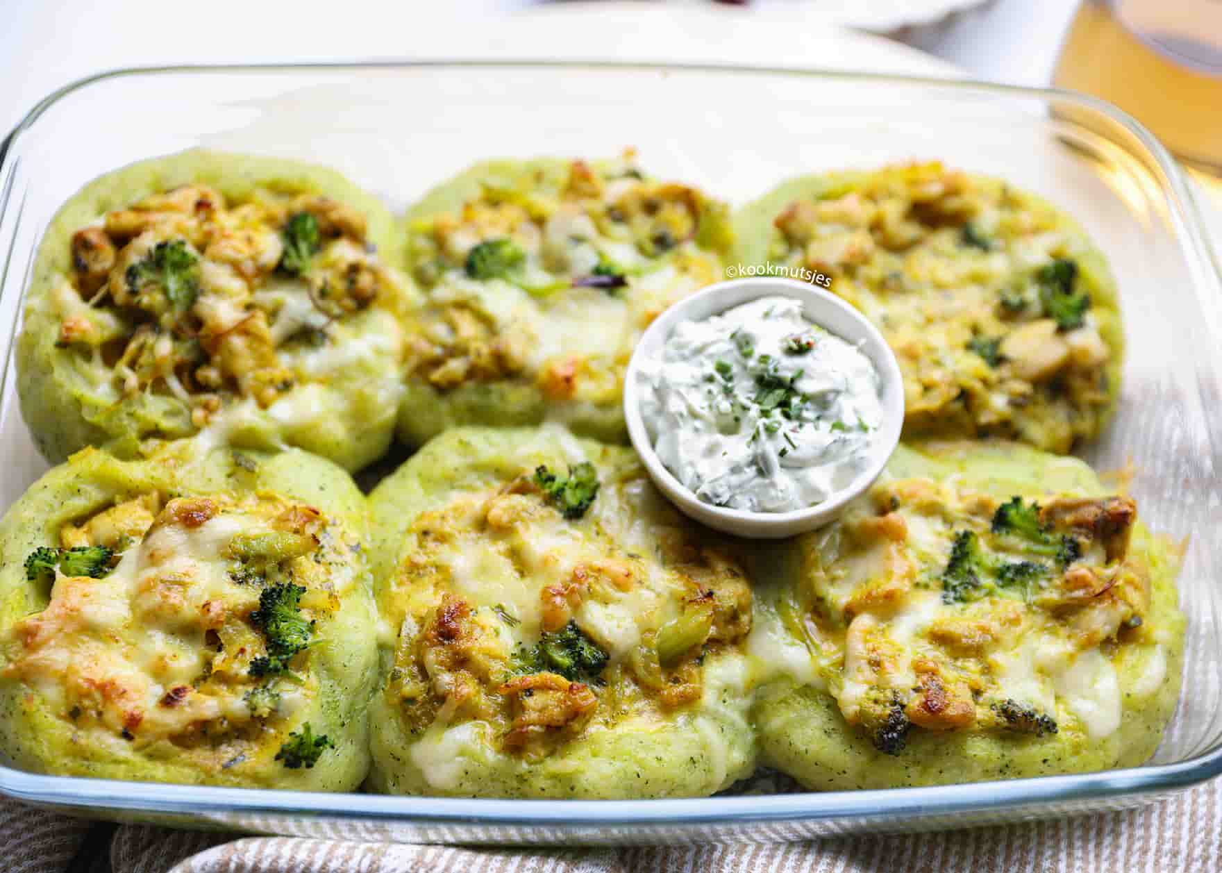 Broccoli-Aardappelschotel met kip Kookmutsjes