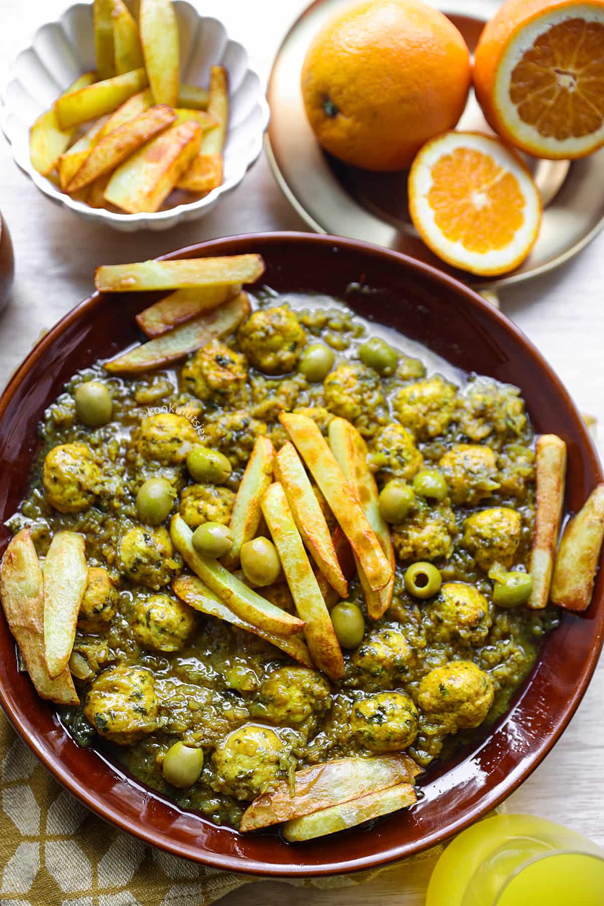 Kipballetjes in uiensaus eindresultaat Kookmutsjes