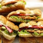 Sesam-vlechtbroodjes met kip Kookmutsjes