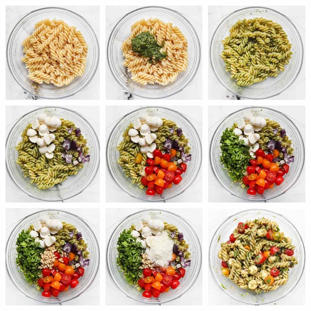 Doe de fusilli in een diepe kom en voeg de groene pesto toe. Meng goed. Voeg vervolgens de mozzarella, rode ui, snoeptomaatjes, peterselie, pijnboompitten en Parmezaanse kaas toe. Meng alles goed door elkaar.