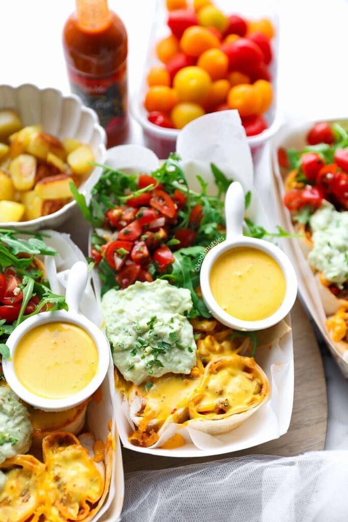 Gevulde wraps met gehakt en kaassaus eindresultaat Kookmutsjes