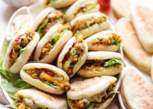 Plof panbroodjes met gehakt Kookmutsjes