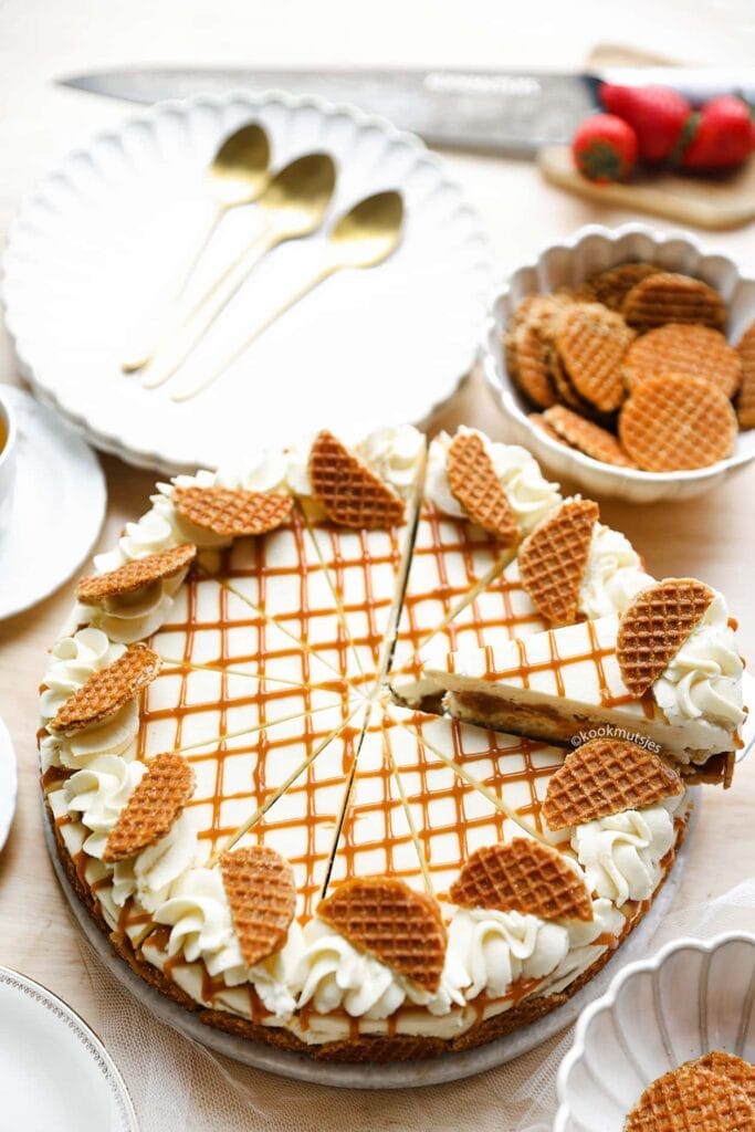 Stroopwafel Cheesecake (No Bake) eindresultaat Kookmutsjes