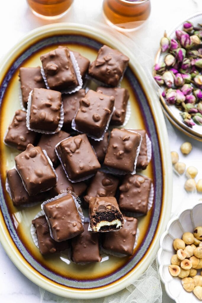 Brownie met witte chocoladevulling eindresultaat Kookmutsjes