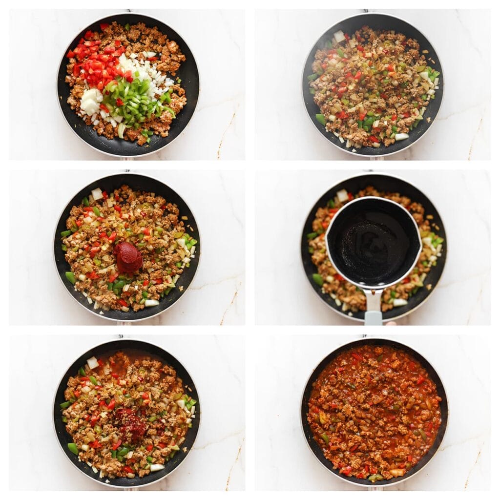 Voeg de gesnipperde ui en de blokjes paprika toe en bak nog eens 3-4 minuten mee. Roer de tomatenpuree erdoor en voeg het water toe. Verkruimel het bouillonblokje erboven. Laat het geheel afgedekt 15-20 minuten op laag vuur sudderen.