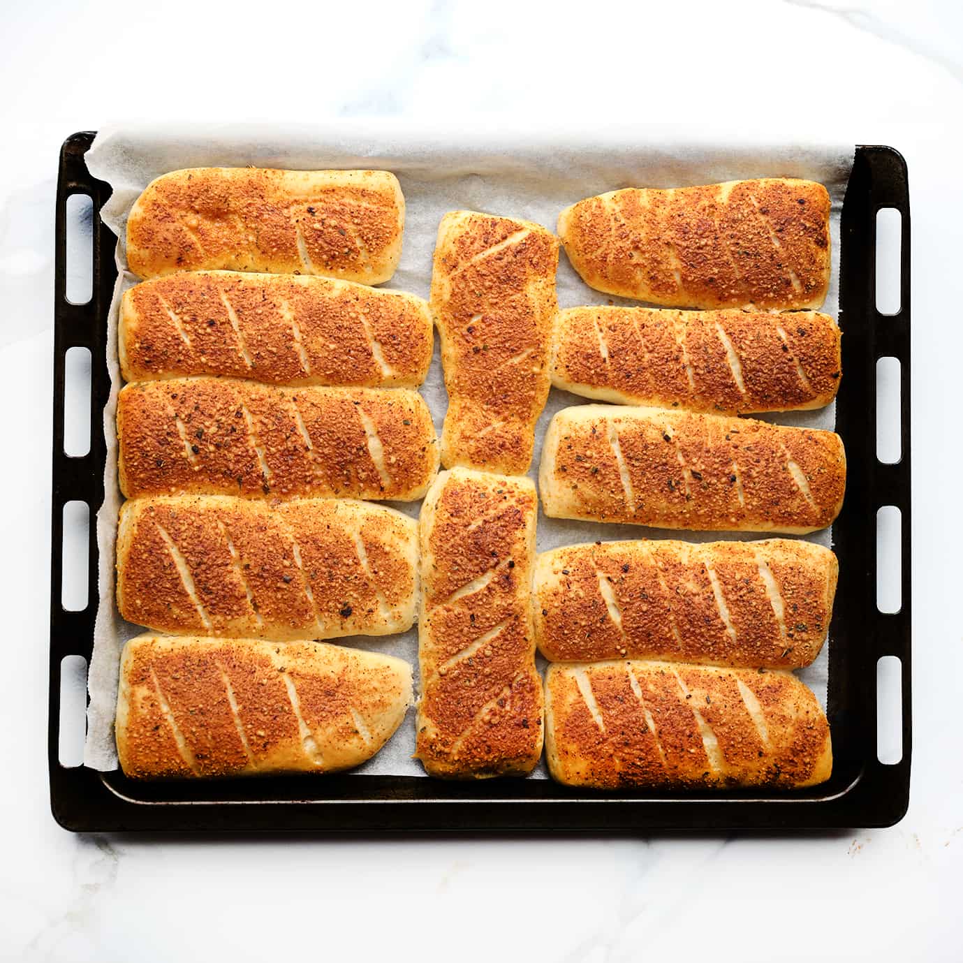 Broodjes goudbruin bakken in de oven-2