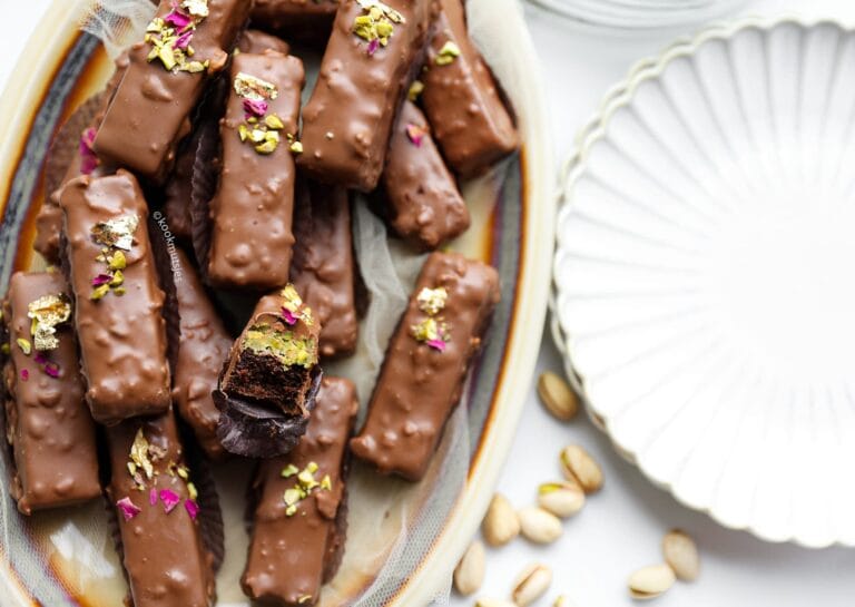 Pistachio-Brownie Chocolate Bars