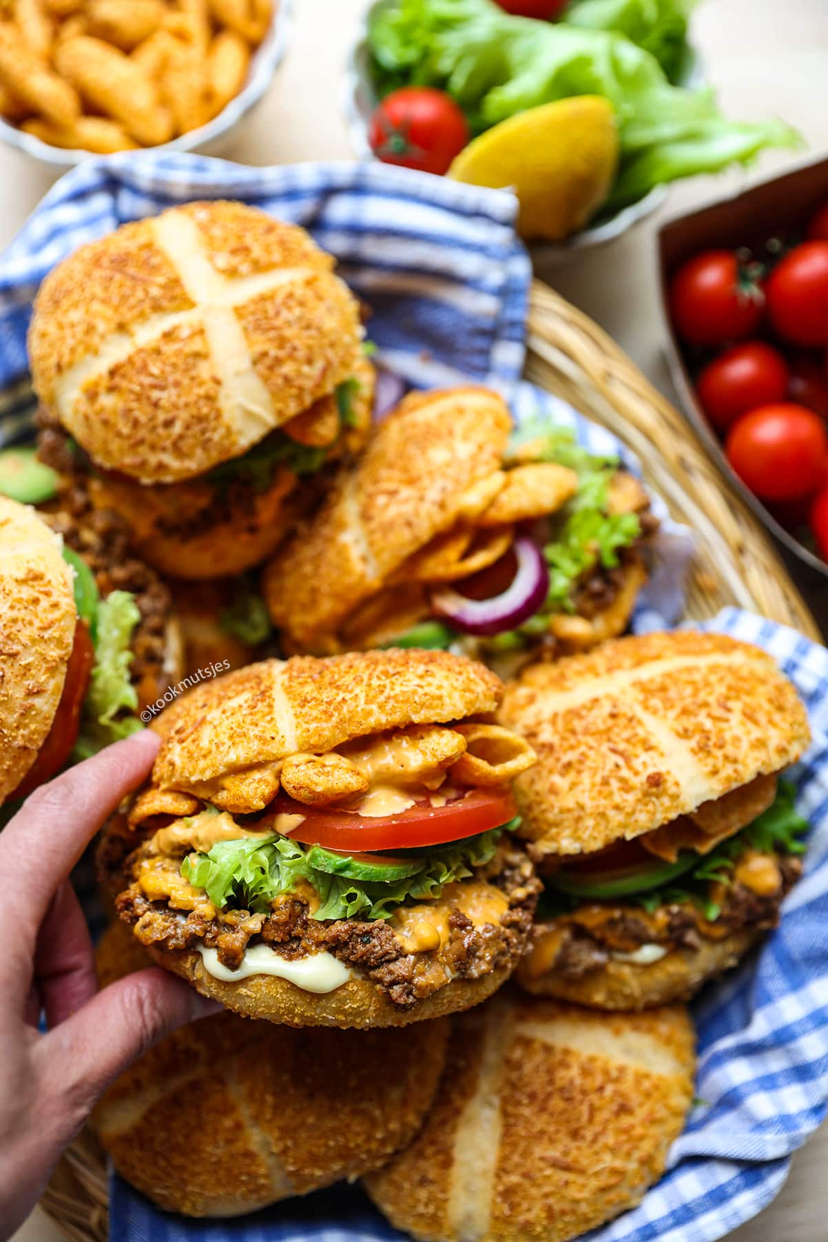 Chipsbroodjes met Gehakt eindresultaat Kookmutsjes