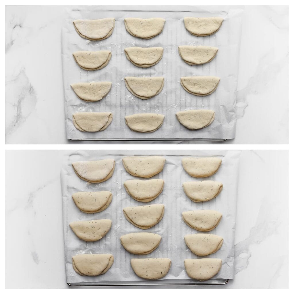 Leg het deeg op een bakplaat bekleed met bakpapier. Herhaal dit voor alle bolletjes. Laat nogmaals 30 minuten rijzen, of tot ze in formaat zijn verdubbeld.