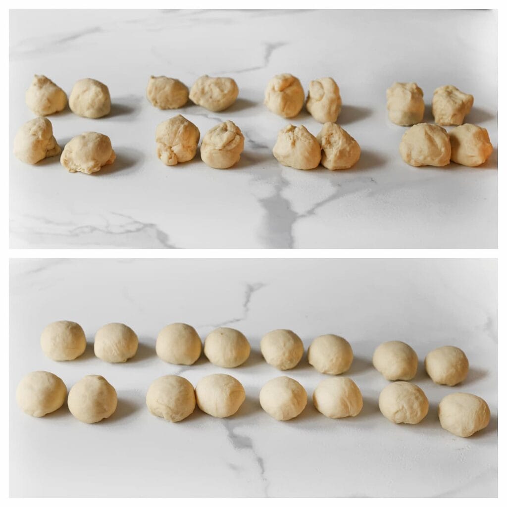 Druk de lucht uit het deeg en verdeel het in 16 gelijke stukken van elk 40 gram.