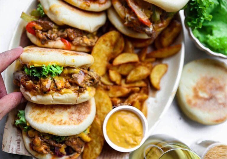 Fluffy Pan Bread With Beef