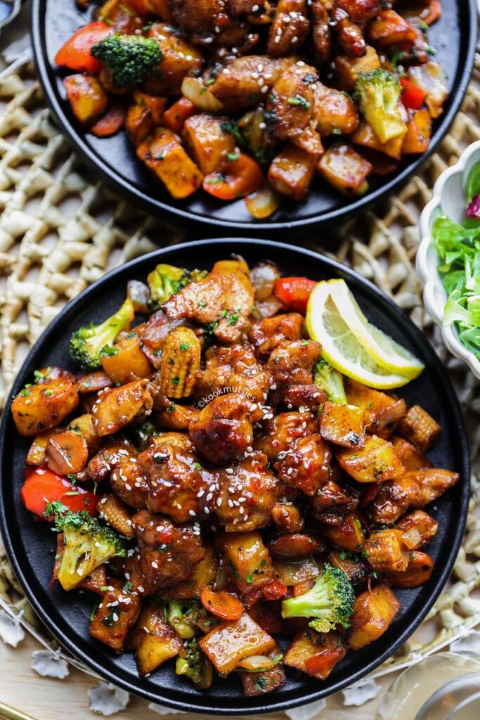 Aardappelwok met Kippendijen eindresultaat Kookmutsjes