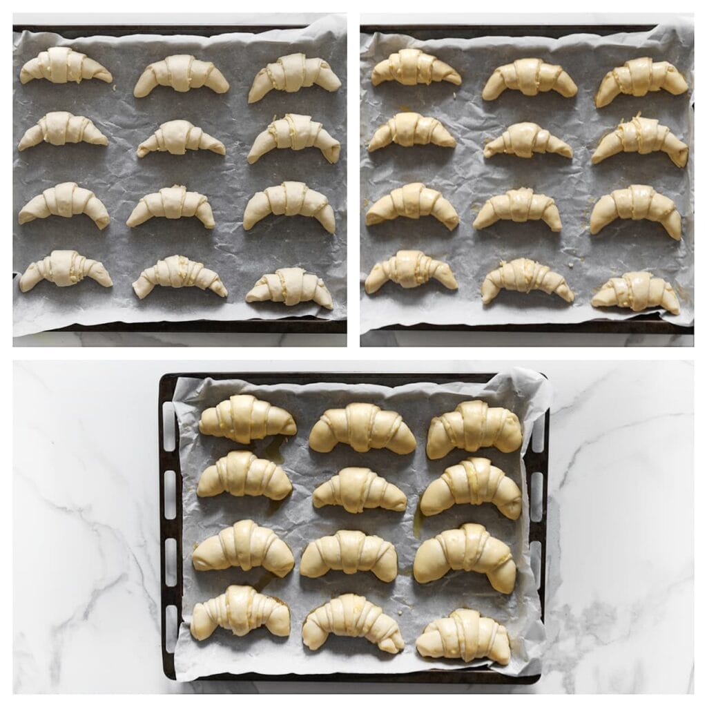 Plaats de croissantjes op een bakplaat bekleed met bakpapier. Bestrijk ze met het geklutste ei en laat ze 30 minuten rijzen, tot ze in omvang zijn verdubbeld.