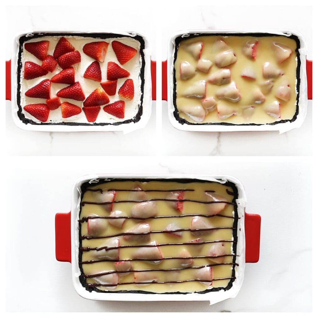 Verdeel de aardbeien over de slagroomlaag. Giet de witte chocolade ganache over de aardbeien. Spuit indien gewenst dunne lijntjes gesmolten melkchocolade over het dessert. Bestrooi met gehakte pistachenoten voor extra crunch.