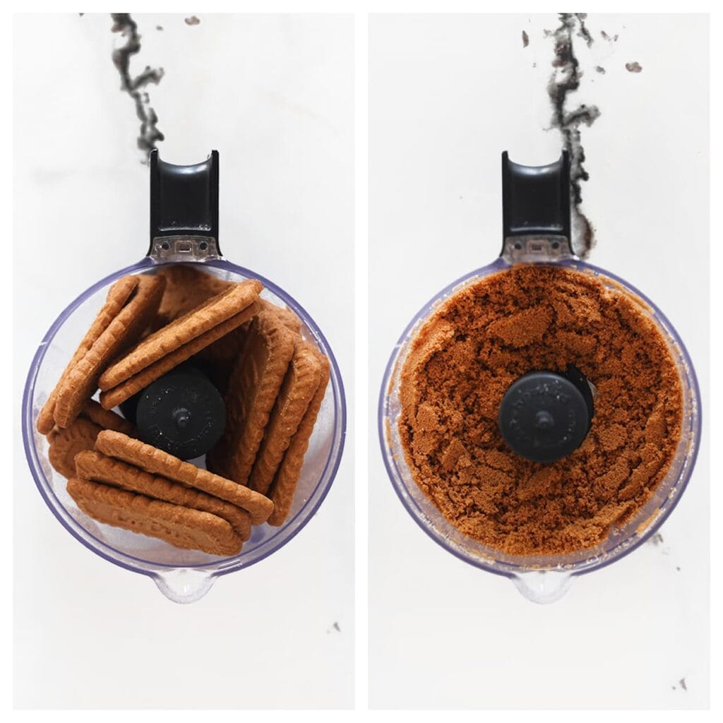 Maal de Biscoff-koekjes fijn in een hakmolen.