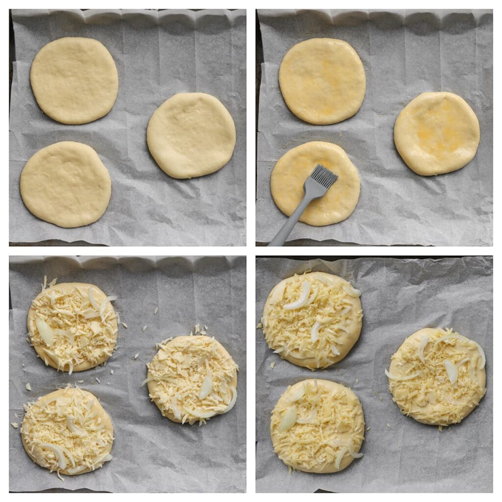 Leg het deeg op een met bakpapier beklede bakplaat. Bestrijk ze met een geklutste ei en verdeel het uien-kaasmengsel erover. Laat 30 minuten rijzen, of tot ze in formaat zijn verdubbeld.