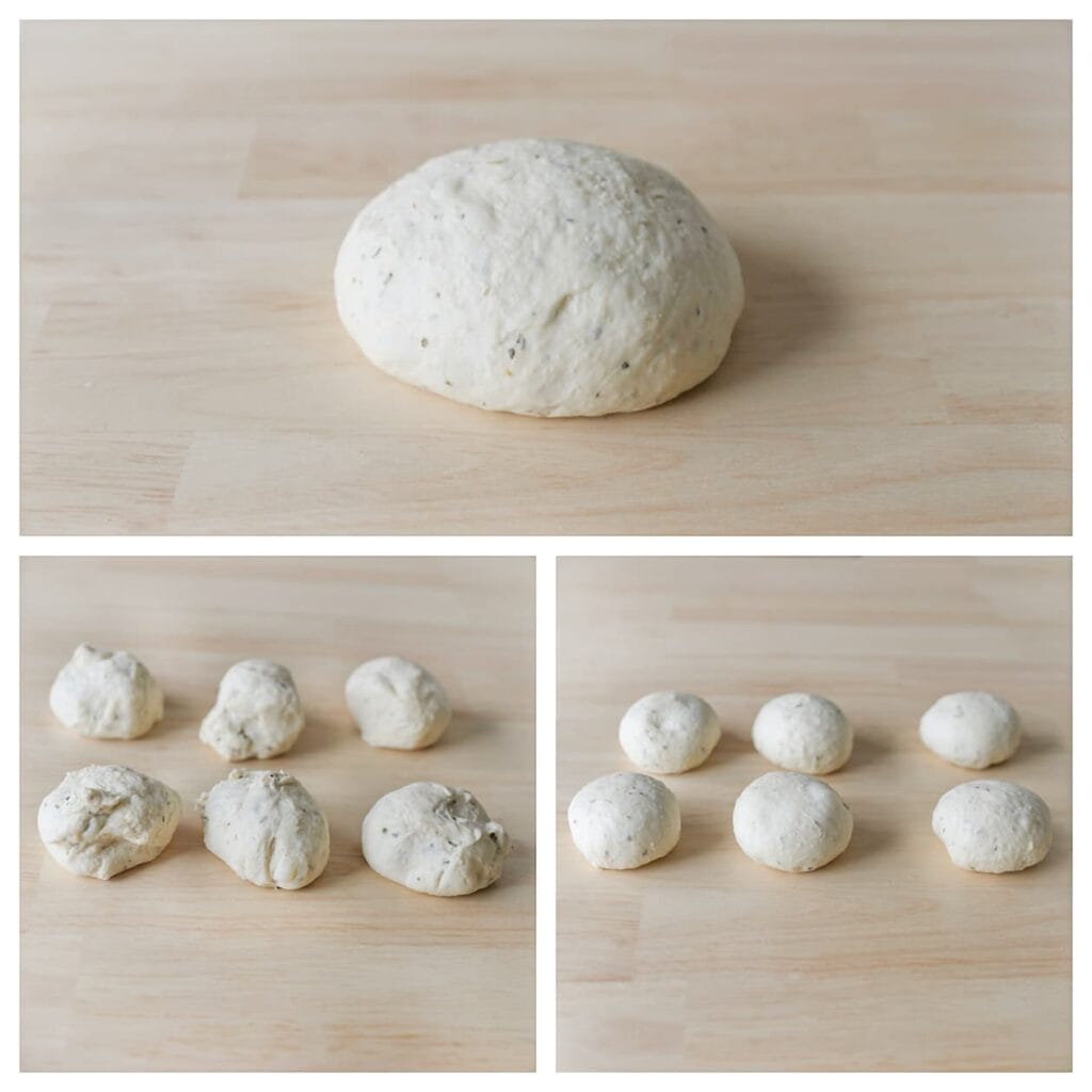 Druk de lucht uit het deeg en verdeel in 6 gelijke stukken van elk ongeveer 80 gram . Vorm tot bollen.