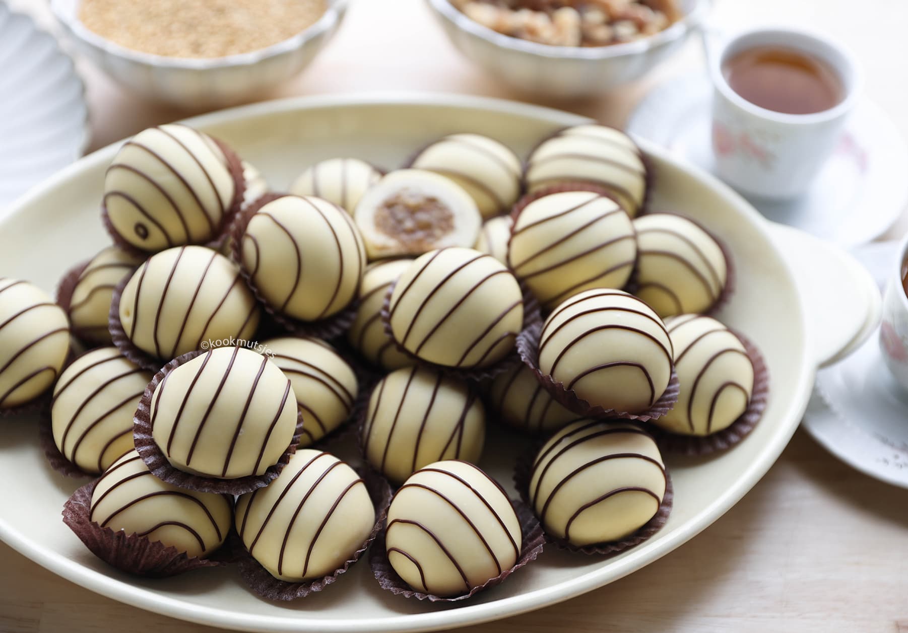 Gevulde Notenkoekjes Kookmutsjes