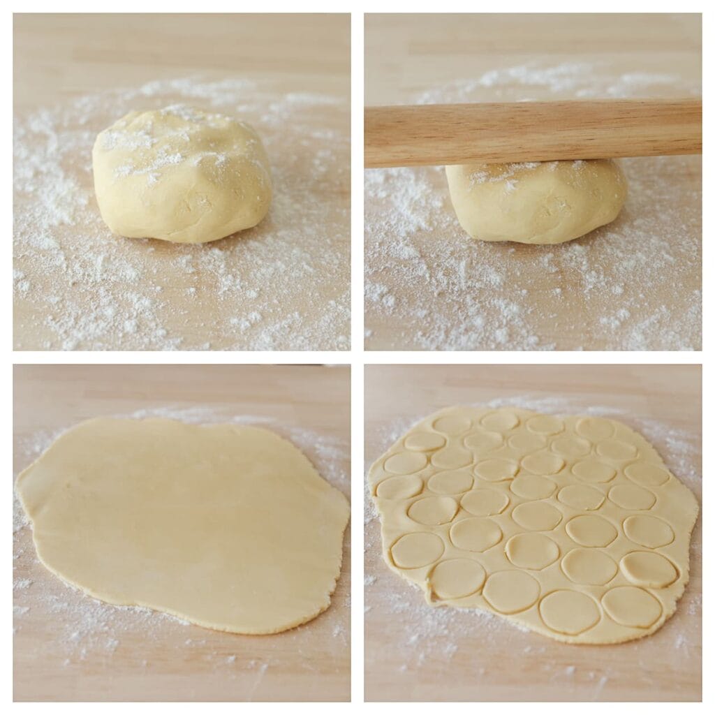 Bestuif je werkplek met wat bloem en rol het deeg uit tot een lap van minder dan 1 cm dik. Steek met een uitsteker de gewenste vorm uit het deeg.