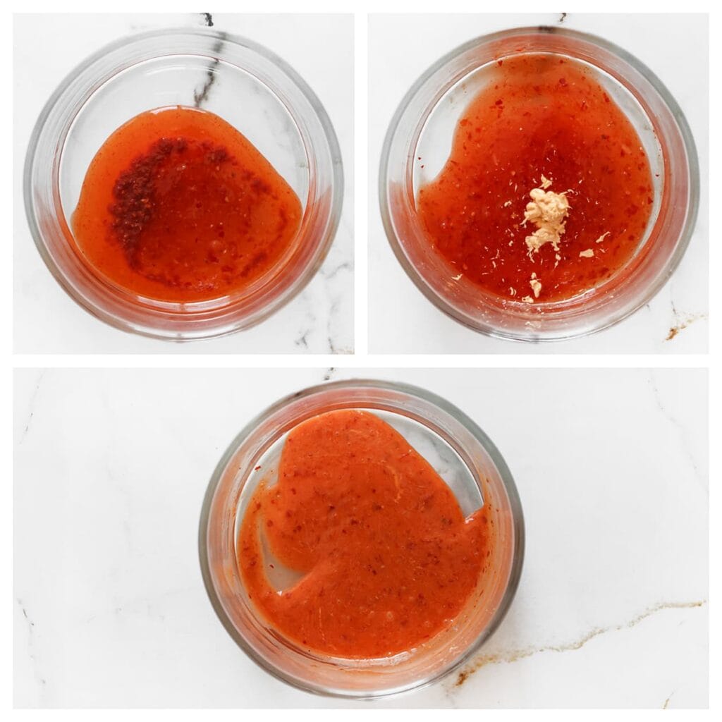 Meng de hot chilisaus, sambal oelek en samurai saus in een kom tot een gladde saus.